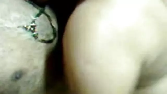 মানুষ গাধা এইচডি সেক্সি ভিডিও সং তালিকাভুক্ত, অবস্থানে ছিল