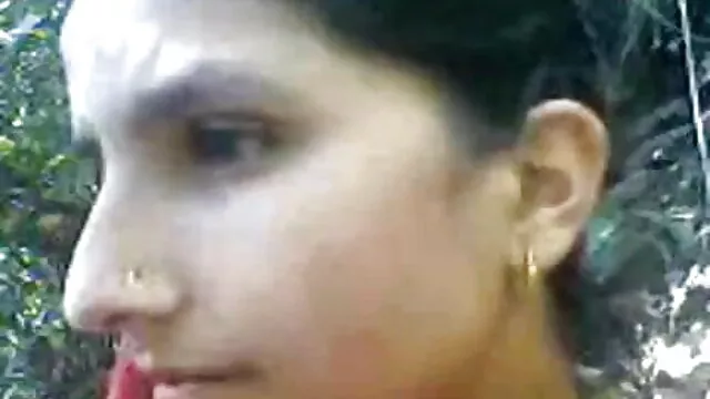 পোঁদ, বহু পুরুষের এক সেক্সি হিন্দি সং নারির
