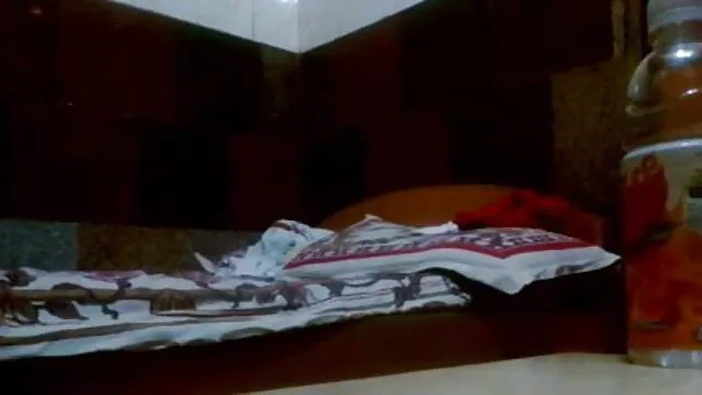 রিয়েল এস্টেট এজেন্ট কেরি রোজ সম্ভাব্য ক্লায়েন্ট সেক্সি টেলিফিল্ম সঙ্গে অপেশাদার