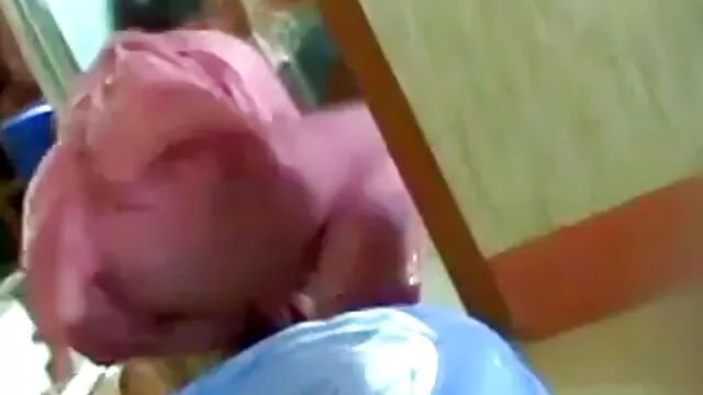 মিষ্টি মেয়ে তার ছেলেবন্ধুর সাথে কামুক ভোজপুরি সেক্সি সঙ্গে পুলিশ.