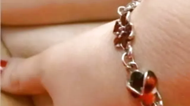 মাই এর, সেক্সি লাগছে একাকী, সুন্দরী বালিকা