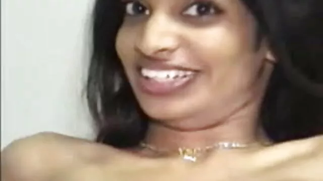 বড়ো মাই সেক্সি কি সুন্দরী বালিকা