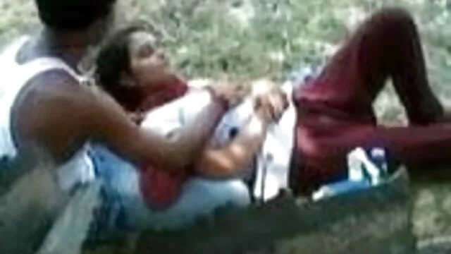 ভিজা মেয়ে সমকামী শ্যামাঙ্গিণী স্বর্ণকেশী সেক্সি স্টরি