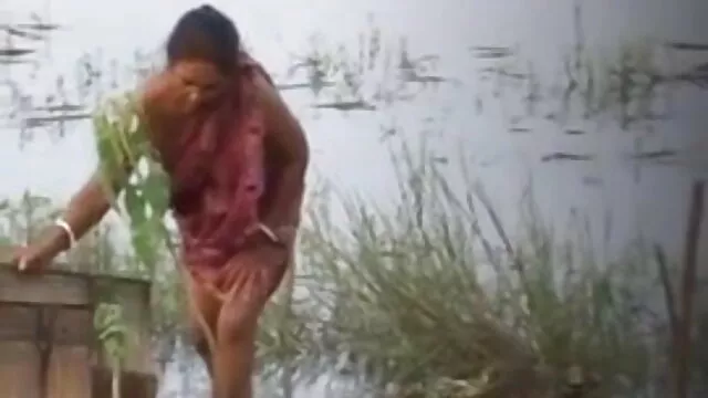 বাঁড়ার রস সেক্সি ফানি খাবার