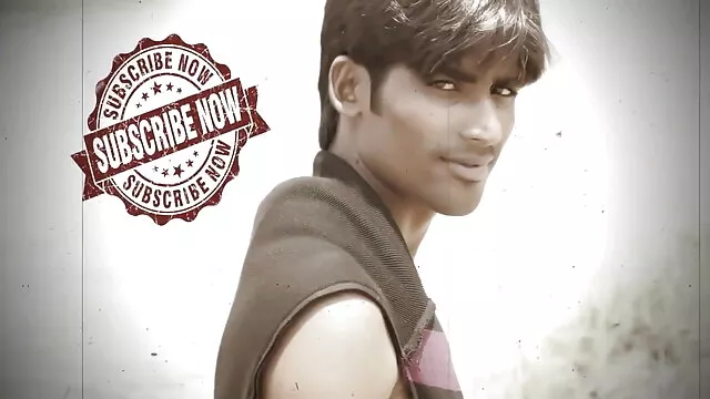 গাড়ী ধোয়ার মধ্যে যুবক এটি সেক্সি পিকচার প্রদান, ক্যামেরা প্রথম কোণ থেকে ব্লজব করতে