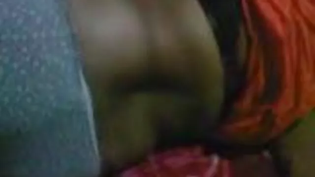 সুন্দরি সেক্সি মহিলার বাস্তবতা চশমা ভোজপুরি সেক্সি হট গান থেকে লোক স্তন্যপান এবং তার সাথে খেলা.