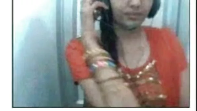 বাঁড়ার রস বাংলা সেক্সি ডান্স খাবার, স্বর্ণকেশী