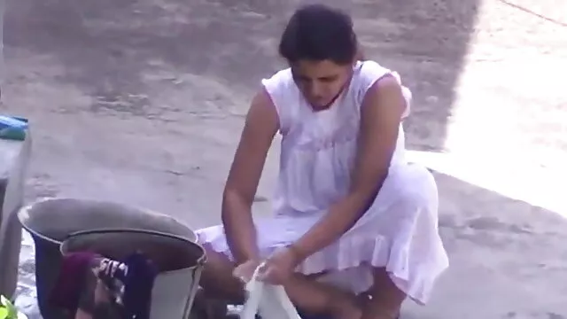 মেয়ে সমকামী সেক্সি নাচ গুদে হাত ঢোকানর