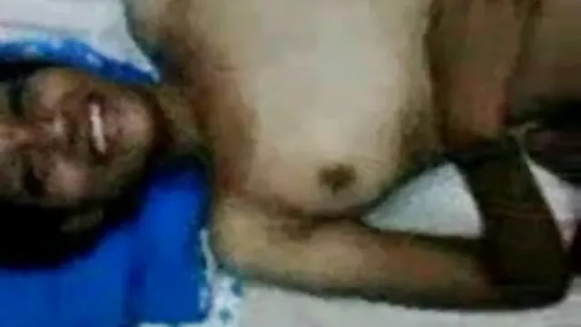 বড়ো মাই ডিজে সেক্সি মেয়ে সমকামী বড়ো বাঁড়া