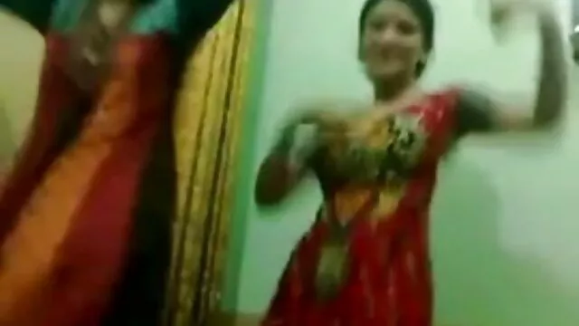 বড়ো মাই, নিউ সেক্সি গান দুর্দশা, বড়ো মাই, গ্রুপ
