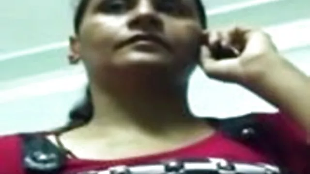 সরকার দুষ্টু মামাস্টার ক্লাস ও বারের এর একজন সেক্সি মেয়েদের ছবি সদস্য
