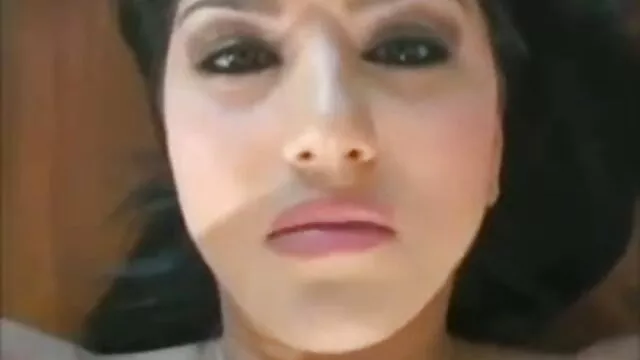 বড়ো মাই, সুন্দরি সেক্সি গানে সেক্সি মহিলার