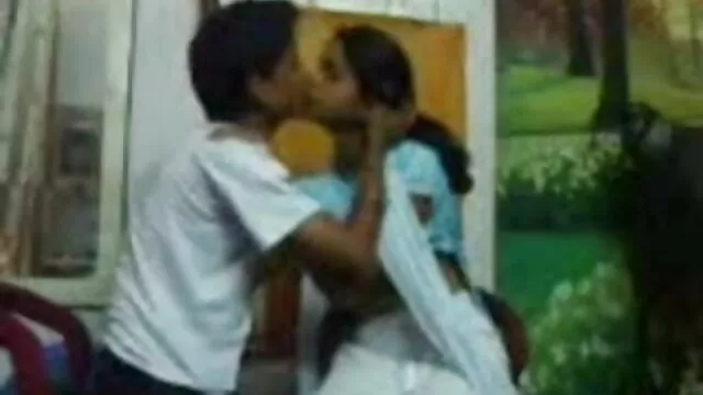 স্বামী ও স্ত্রী তামিল সেক্সি গান