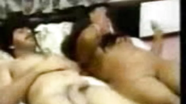 শ্যামাঙ্গিণী, আমি সেক্সি ব্লজব, বড়ো মাই